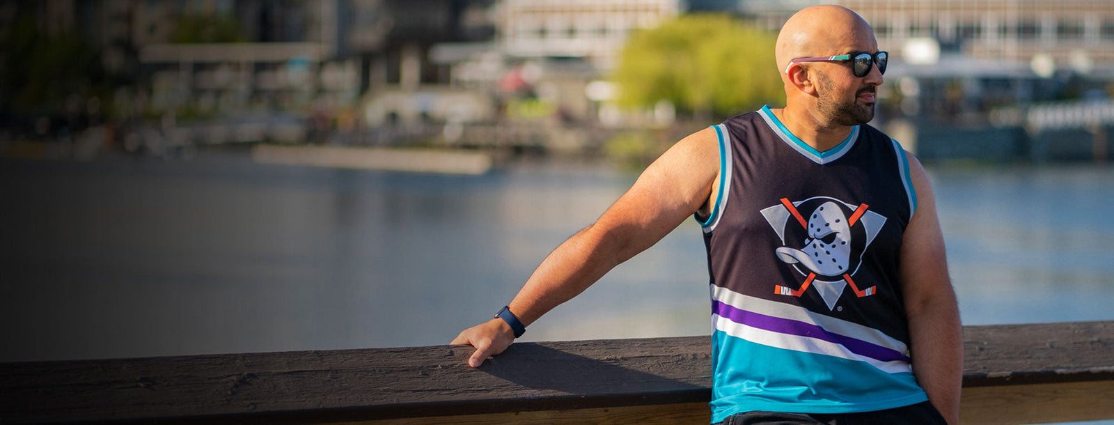 Hockey fans repping team apparel through the summer NHL offseason