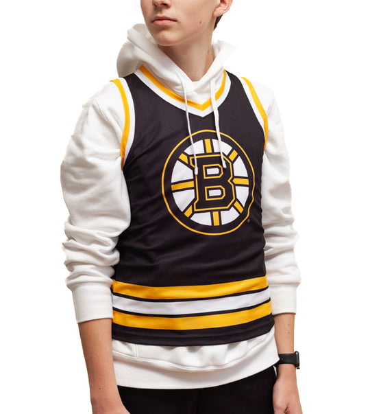 The perfect youth fit to wear to the beach, layer it on the ice, or just chill in.