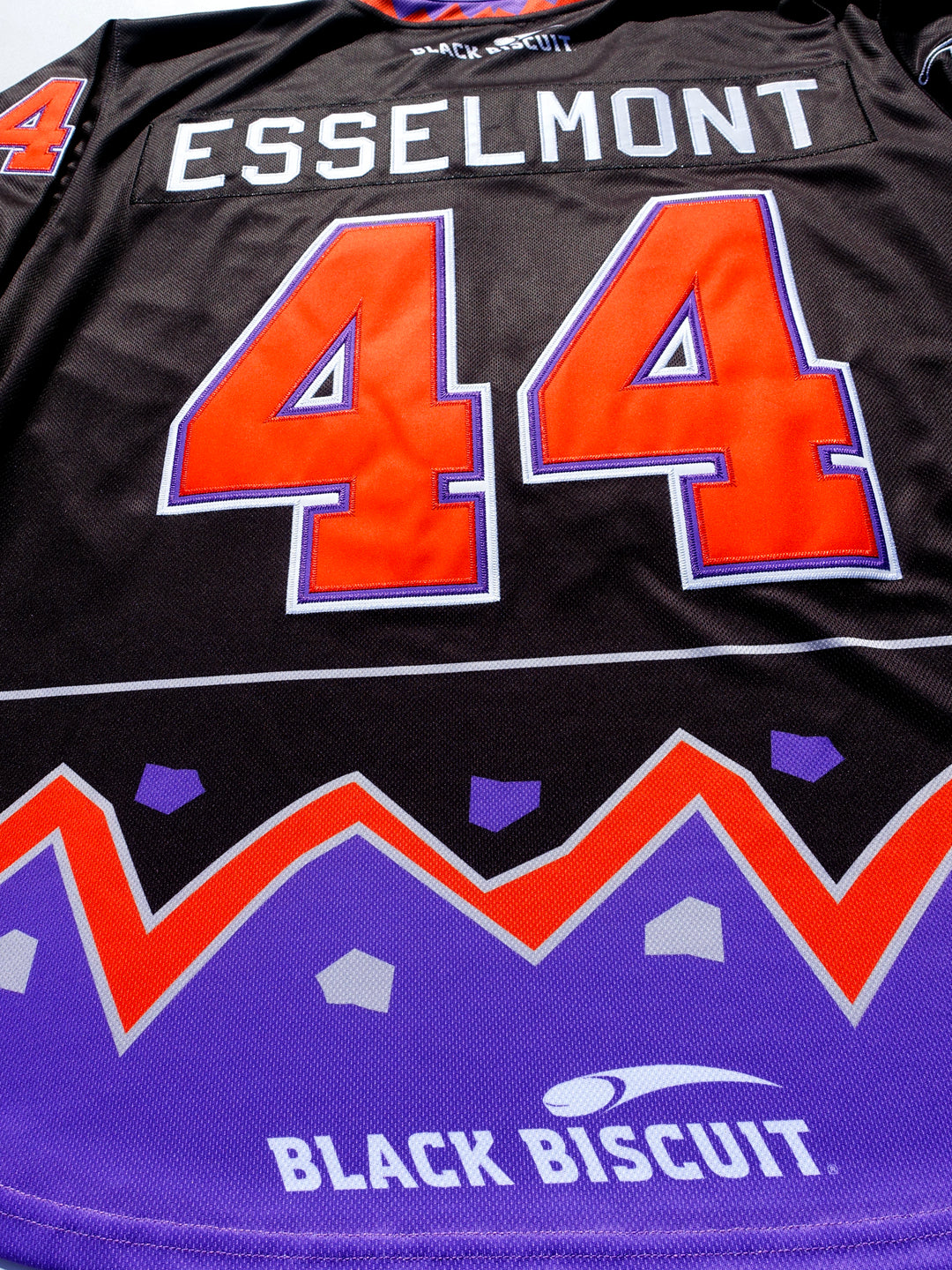 Vancouver Voodoo Elite Pro Embroidered Hockey JerseyJOIN WAITLIST* - View 5 | BenchClearers Hockey Apparel