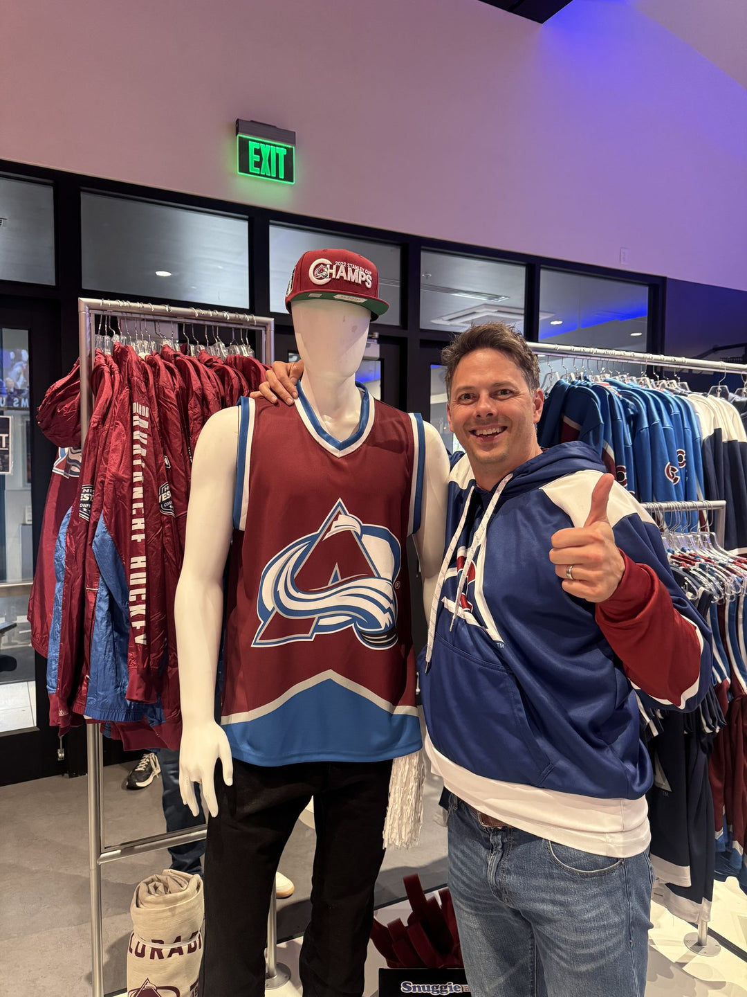Bench Clearers Colorado Avalanche hockey tank on a mannequin in the Avalanche team store