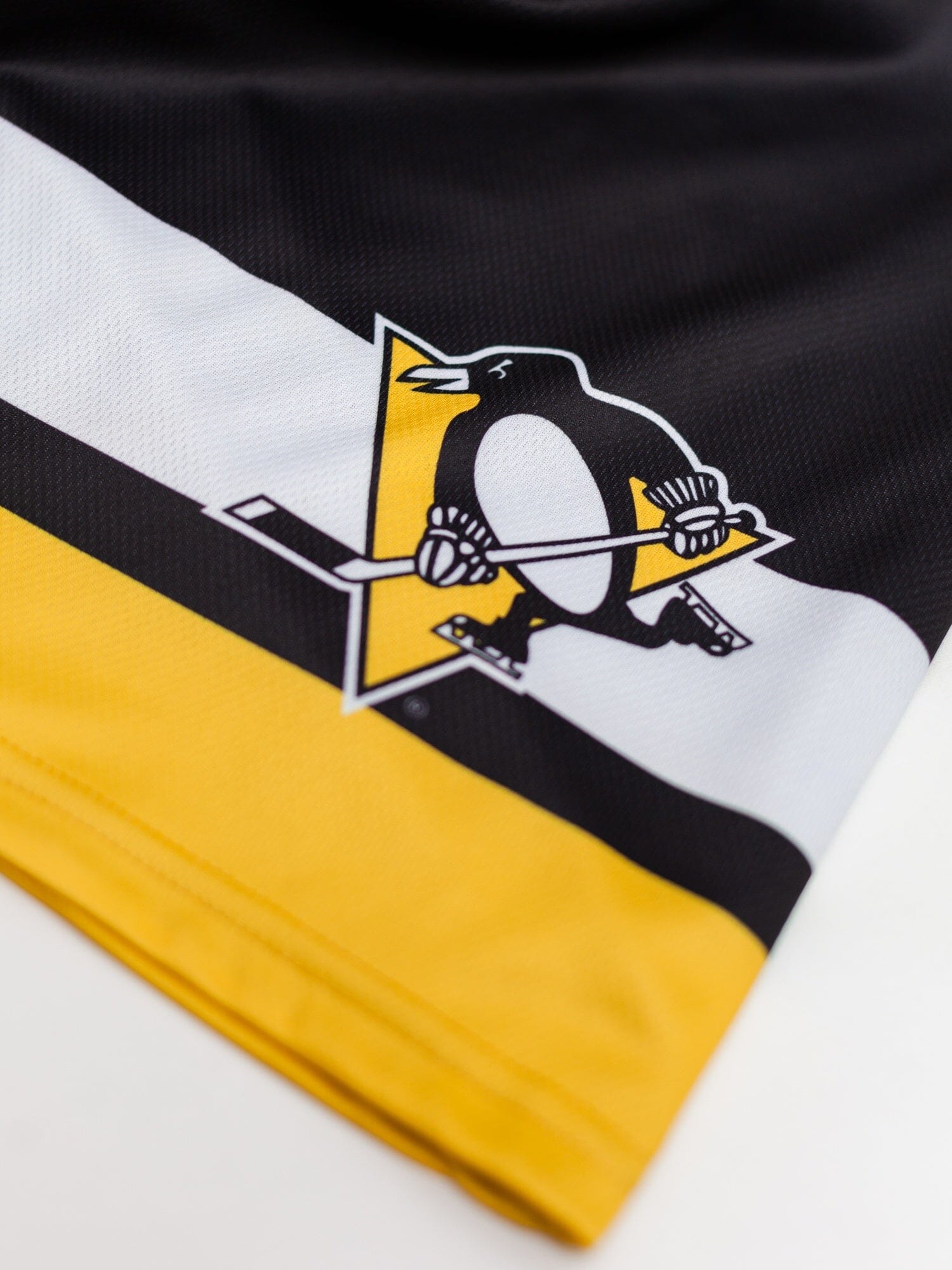 Pittsburgh Penguins Mesh Hockey Shorts - Logo